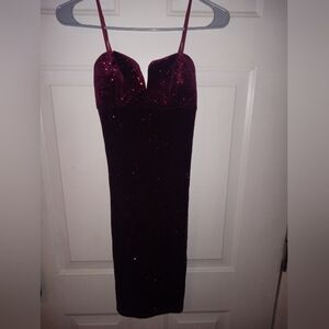 Honey and Rosie Small Burgendy/Gold Velvet Dress Small